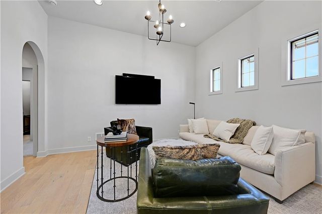 17021 Magnolia Street, Overland Park, KS 66221