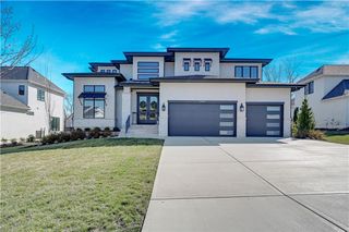 17021 Magnolia Street, Overland Park, KS 66221
