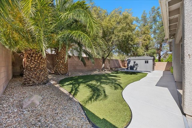 2926 Steppingstone Court, North Las Vegas, NV 89031