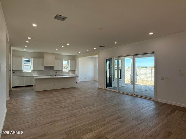 6447 E OASIS Circle, Mesa, AZ 85215