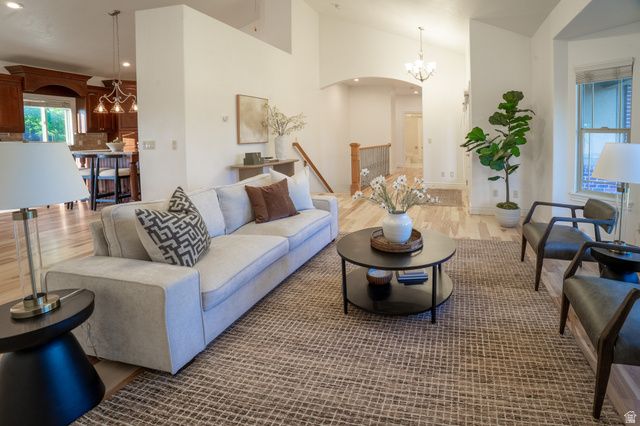 913 S COYOTE CV, Lehi, UT 84043