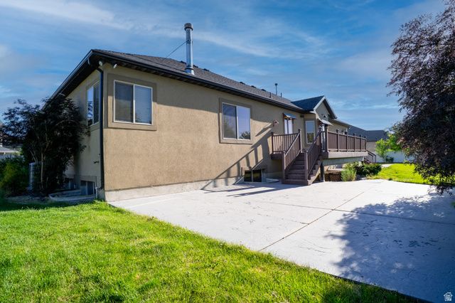 913 S COYOTE CV, Lehi, UT 84043