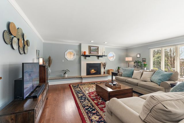 8239 W 138th Street, Orland Park, IL 60462