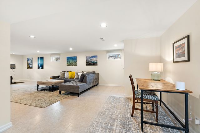 8239 W 138th Street, Orland Park, IL 60462