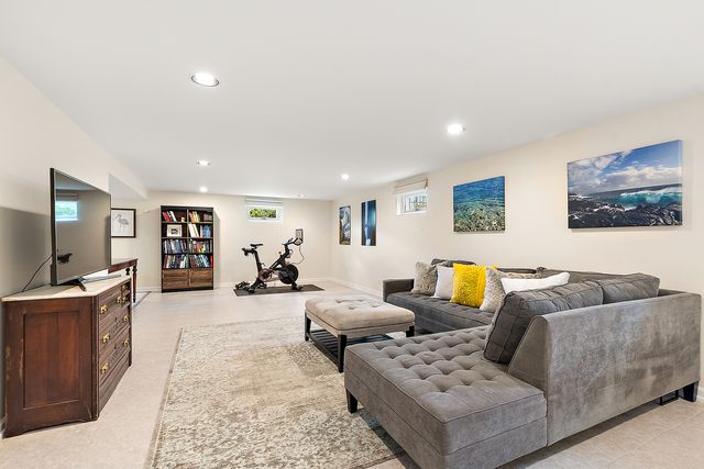 8239 W 138th Street, Orland Park, IL 60462