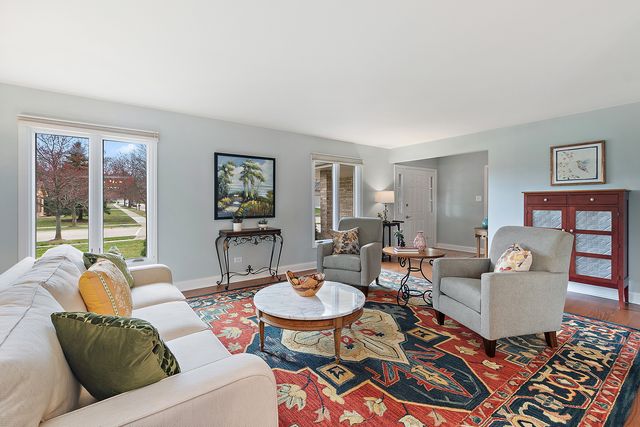 8239 W 138th Street, Orland Park, IL 60462