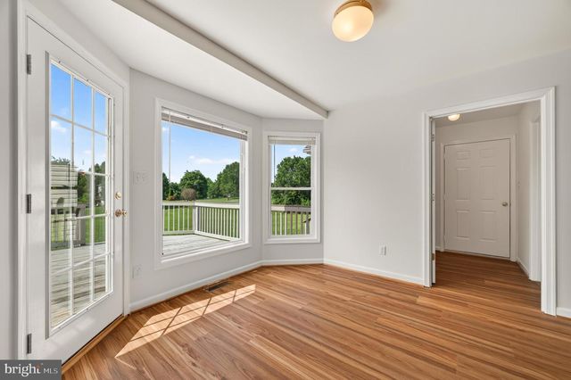 39 GROUSE KNOLL LN, Summit Point, WV 25446