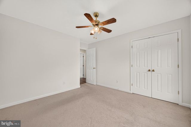 39 GROUSE KNOLL LN, Summit Point, WV 25446