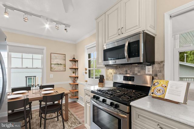 3105 FAYETTE RD, Kensington, MD 20895