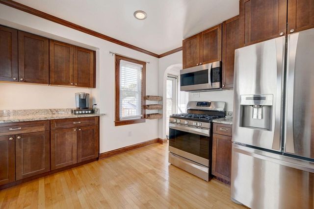 233 S 73rd STREET, Milwaukee, WI 53214