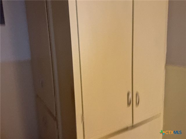 407 Wisteria Avenue, Victoria, TX 77901