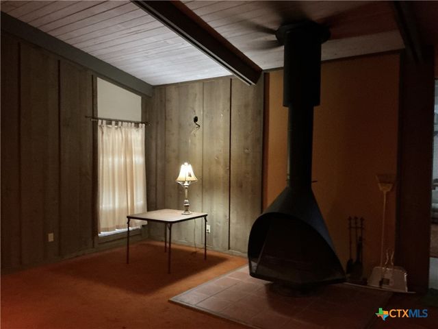 407 Wisteria Avenue, Victoria, TX 77901