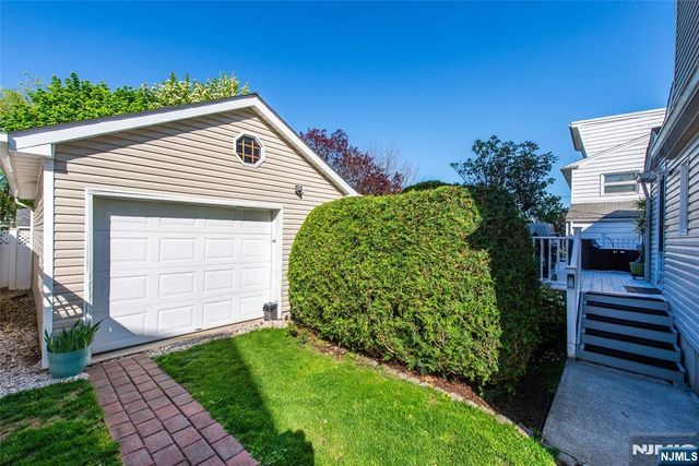 275 Springfield Avenue, Hasbrouck Heights, NJ 07604