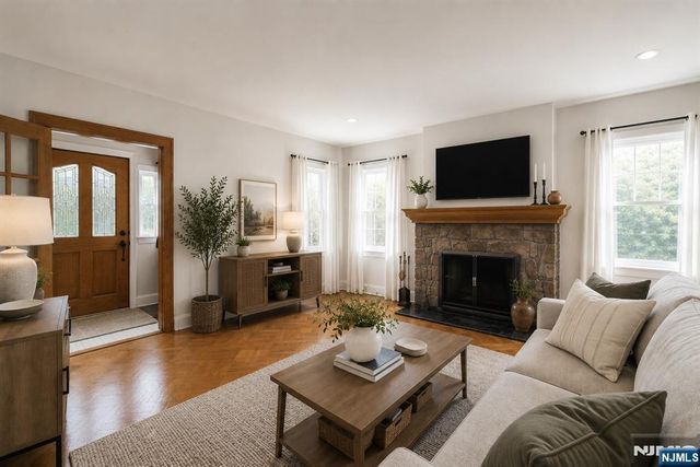 275 Springfield Avenue, Hasbrouck Heights, NJ 07604