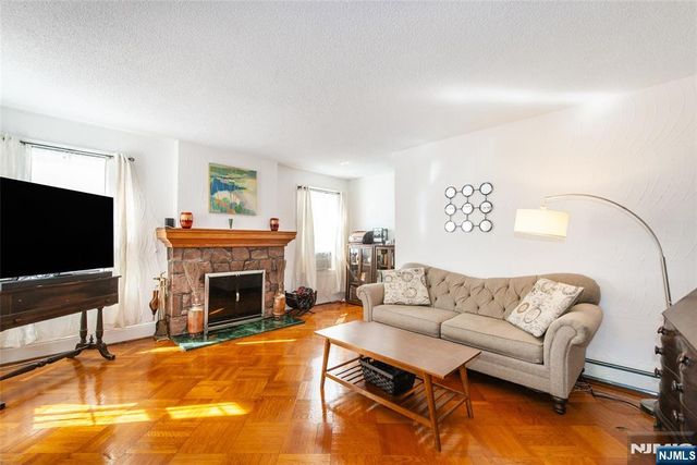 275 Springfield Avenue, Hasbrouck Heights, NJ 07604