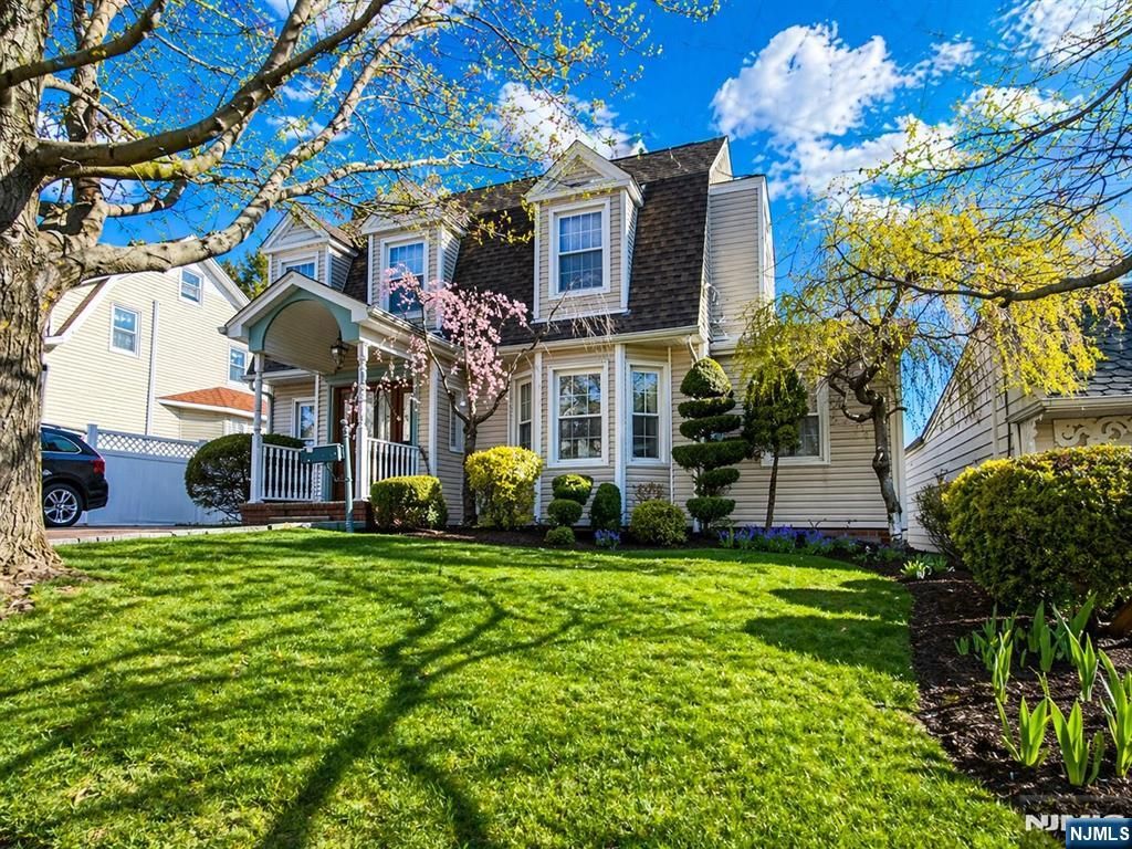 275 Springfield Avenue, Hasbrouck Heights, NJ 07604