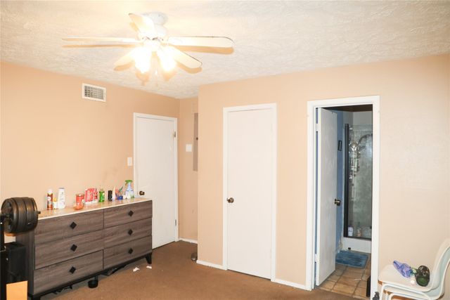 99 W Mountain Creek Drive, Grand Prairie, TX 75052