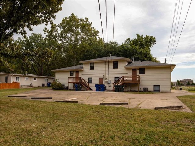 2913-2917 Missouri Street, Lawrence, KS 66046