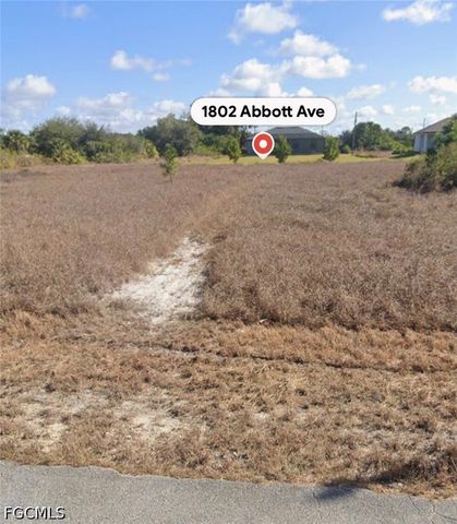 1802 Abbott AVE, Lehigh Acres, FL 33972
