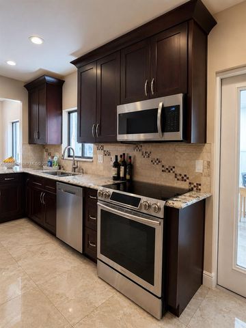 21719 Cromwell Circle, Boca Raton, FL 33486