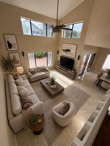 21719 Cromwell Circle, Boca Raton, FL 33486