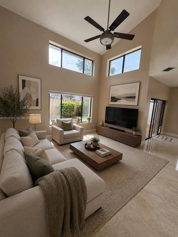 21719 Cromwell Circle, Boca Raton, FL 33486