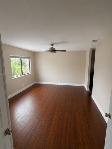 21719 Cromwell Circle, Boca Raton, FL 33486