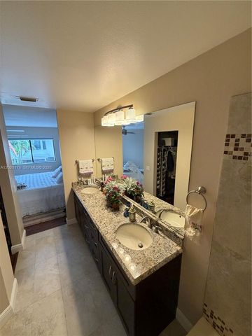 21719 Cromwell Circle, Boca Raton, FL 33486