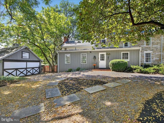 265 N OLD STONEHOUSE RD, Carlisle, PA 17015
