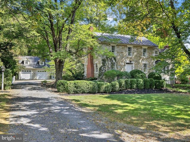 265 N OLD STONEHOUSE RD, Carlisle, PA 17015