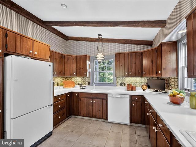 265 N OLD STONEHOUSE RD, Carlisle, PA 17015