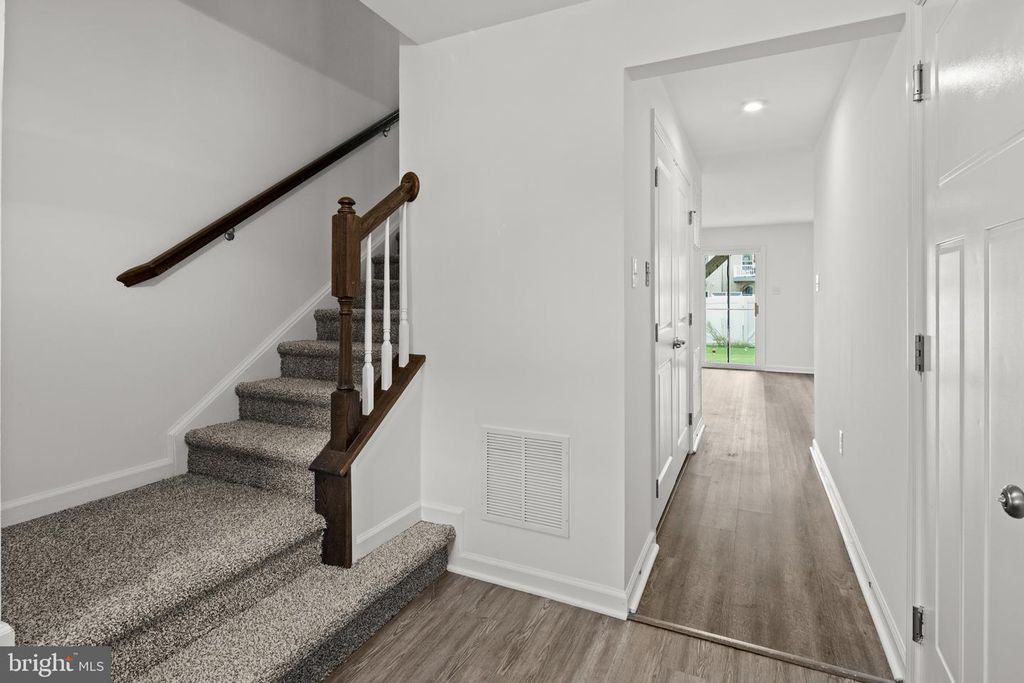 2109 LAMINGTON CT, CLARKSBORO, NJ 08020 — photo 2
