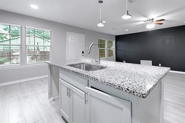 1700 S Jefferson Street, Kaufman, TX 75142