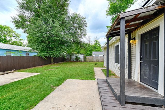 1700 S Jefferson Street, Kaufman, TX 75142