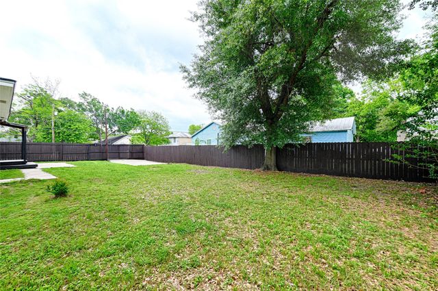 1700 S Jefferson Street, Kaufman, TX 75142