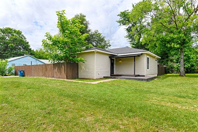 1700 S Jefferson Street, Kaufman, TX 75142
