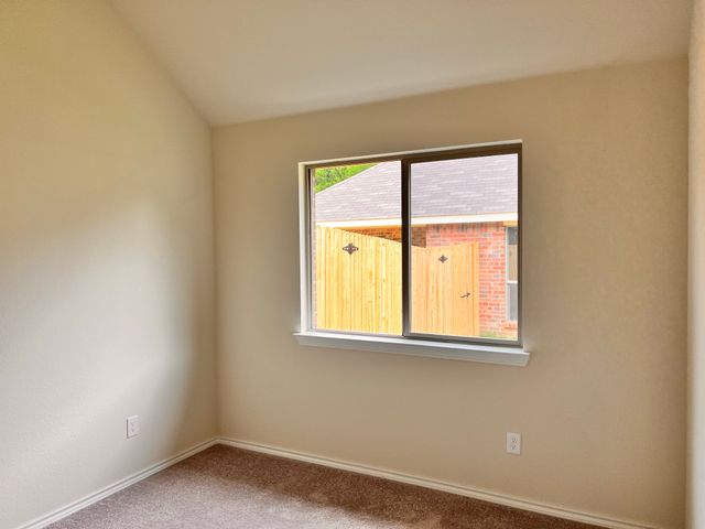 324 Greenhaven Drive, Seagoville, TX 75159