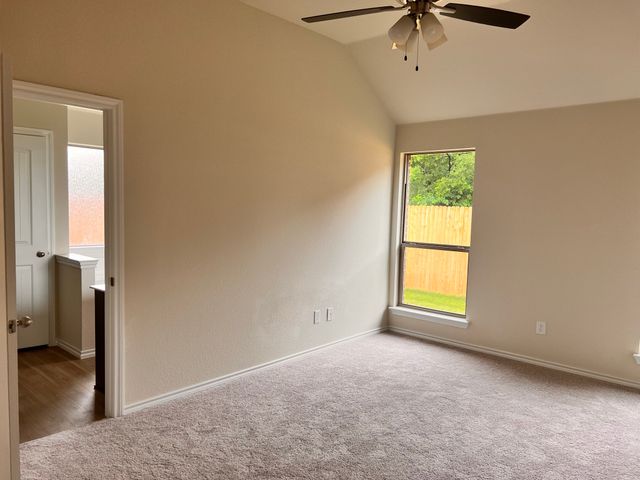324 Greenhaven Drive, Seagoville, TX 75159
