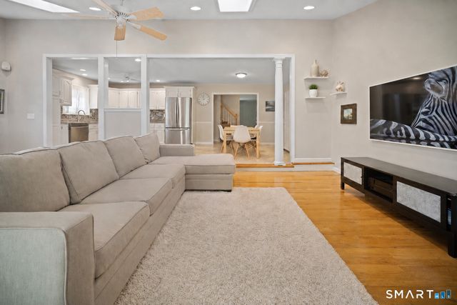 6 Three Seasons Lane, Norwalk, CT 06851