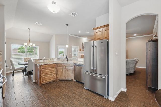 2134 Sagewood Drive, Weatherford, TX 76087