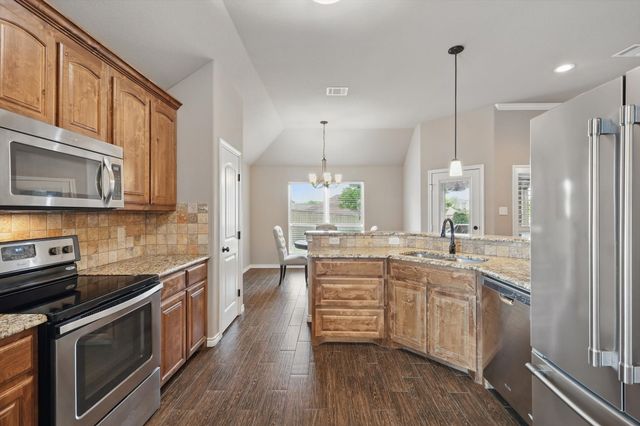2134 Sagewood Drive, Weatherford, TX 76087