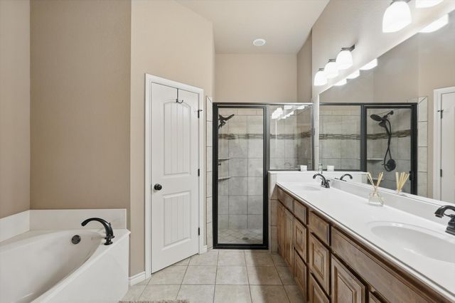 2134 Sagewood Drive, Weatherford, TX 76087