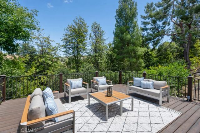 4430 Cezanne, Woodland Hills, CA 91364