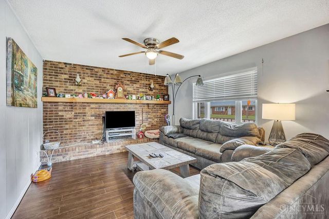 105 Gwen Lane, Trenton, OH 45067