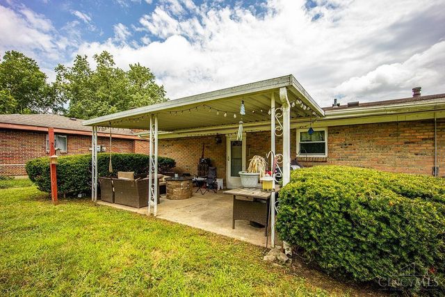 105 Gwen Lane, Trenton, OH 45067
