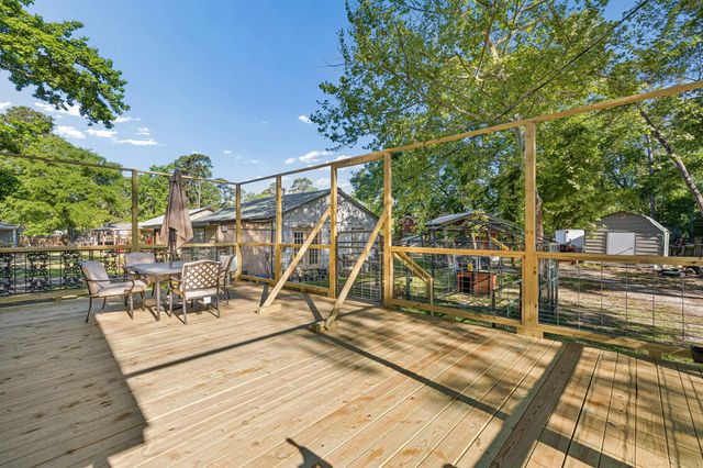 21751 Cherry Street, New Caney, TX 77357