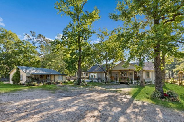 21751 Cherry Street, New Caney, TX 77357