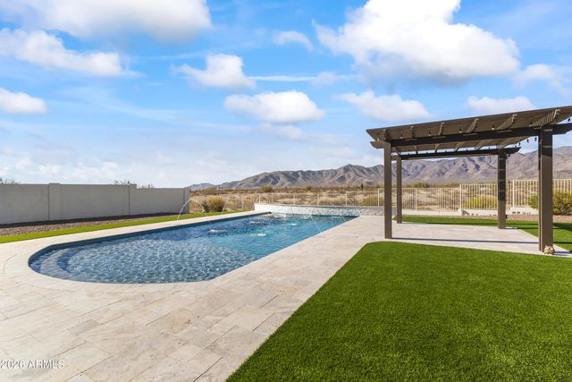 8424 N 194TH Drive, Waddell, AZ 85355