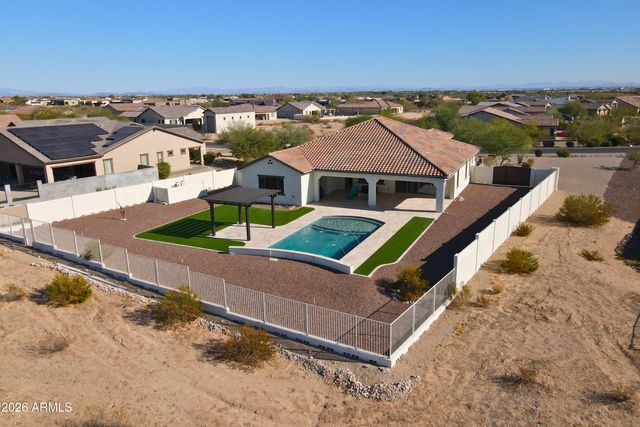 8424 N 194TH Drive, Waddell, AZ 85355