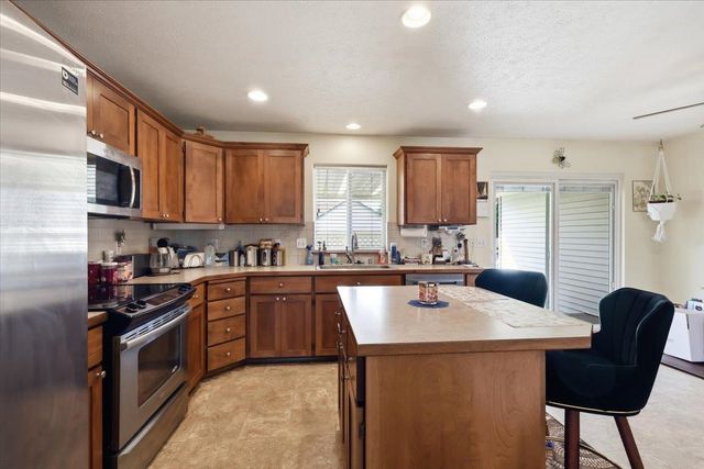 1413 S Avalon Ln, Spokane Valley, WA 99216